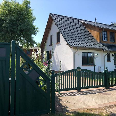 Апартаменты Haus Hugo Цингст Экстерьер фото